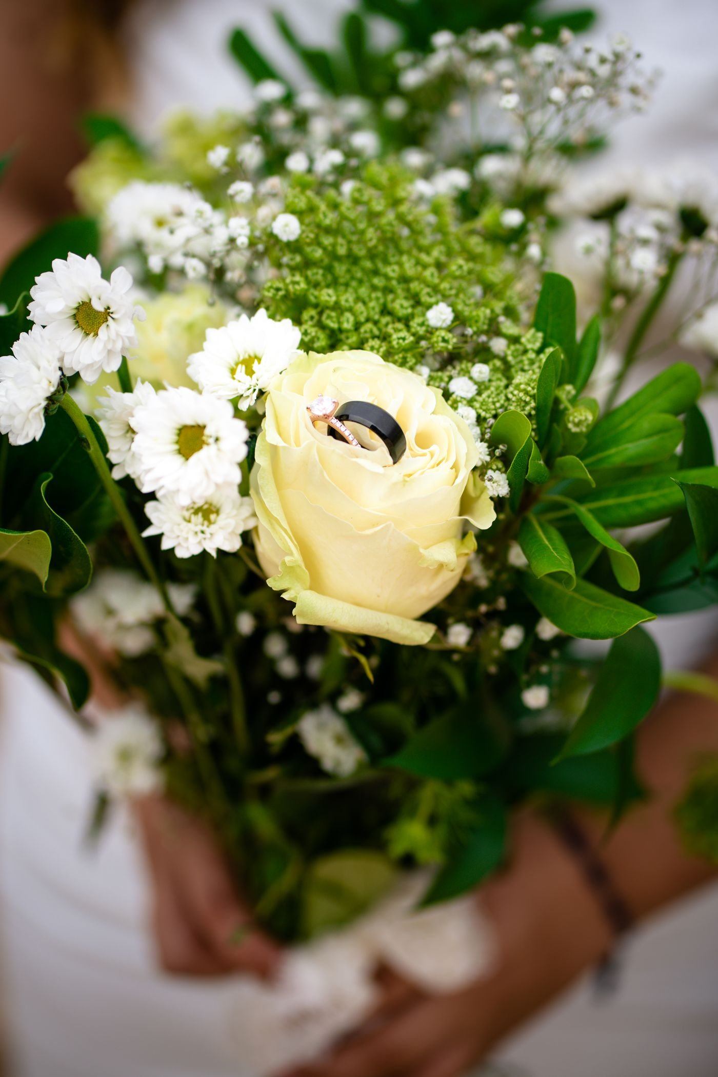 Floral arrangement — illustrative Pexels photograph