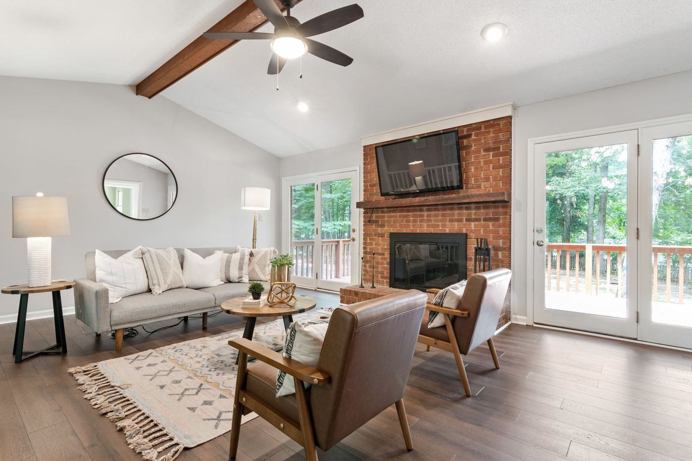Elegant Living Room Interior — illustrative Pexels photograph