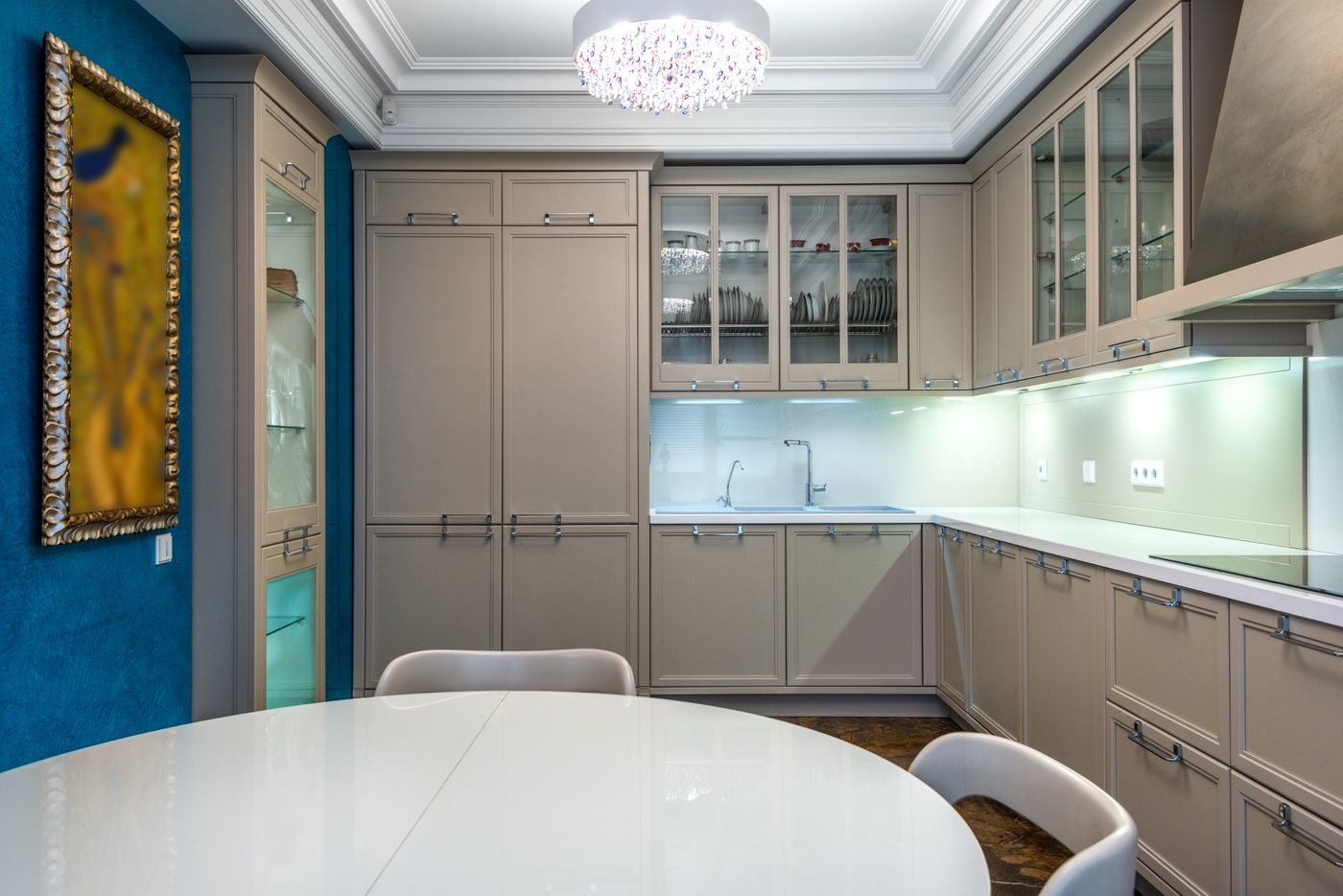 Modern kitchen interior — illustrative Pexels photograph