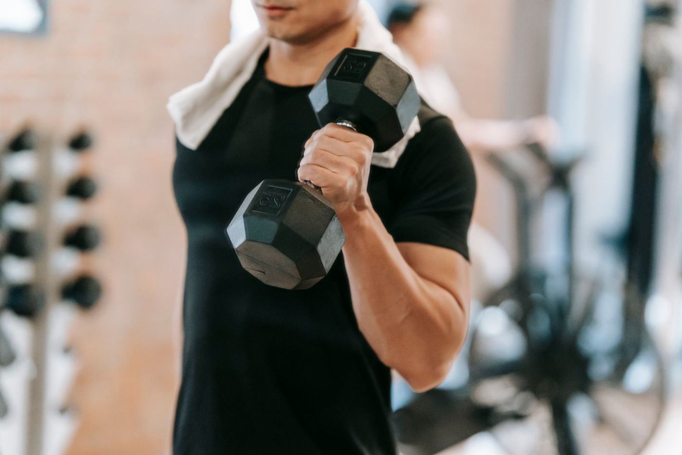 Close-up of strength training — illustrative Pexels photograph